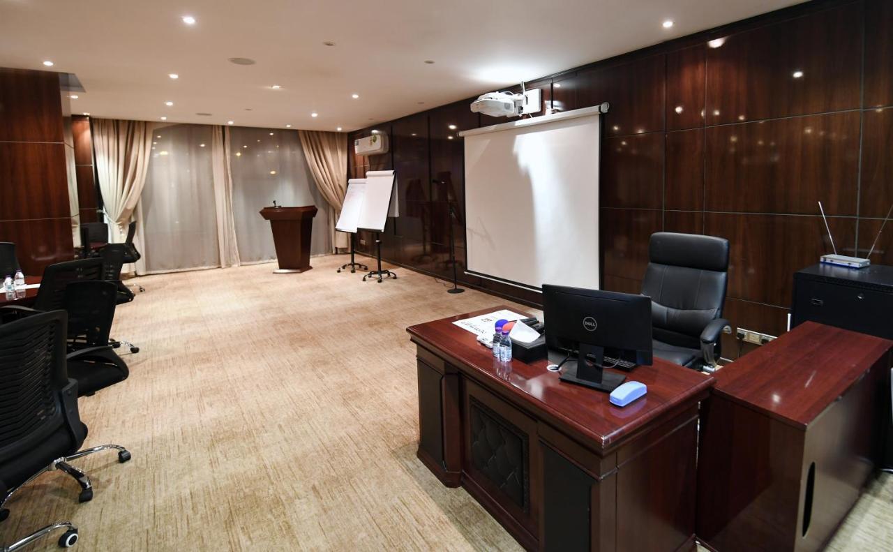 Azd Hotel Абха Екстериор снимка