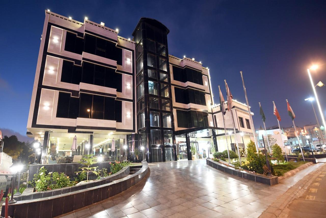 Azd Hotel Абха Екстериор снимка